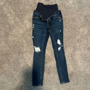 Old Navy Maternity Ripped Skinny Jeans